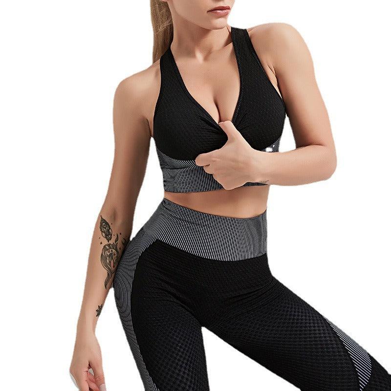 Signature Yoga & Fitness Set – Top, Sports Bra & Leggings